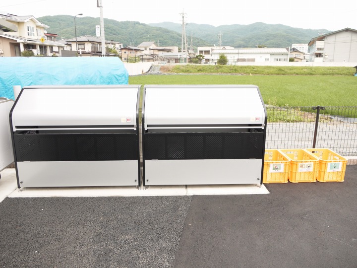 ゴミ回収BOX