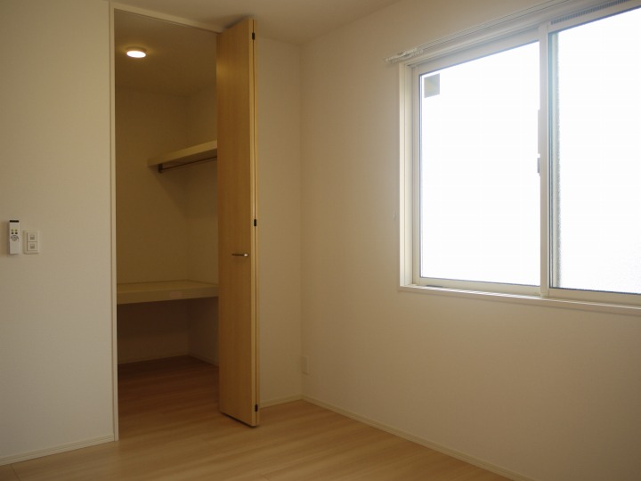 ｳｫｰｸｲﾝｸﾛｰｾﾞｯﾄ