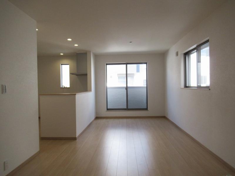 ﾘﾋﾞﾝｸﾞﾀﾞｲﾆﾝｸﾞ