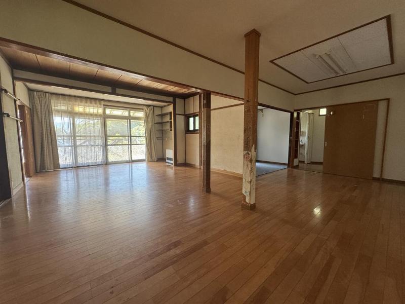 ﾘﾋﾞﾝｸﾞﾀﾞｲﾆﾝｸﾞ